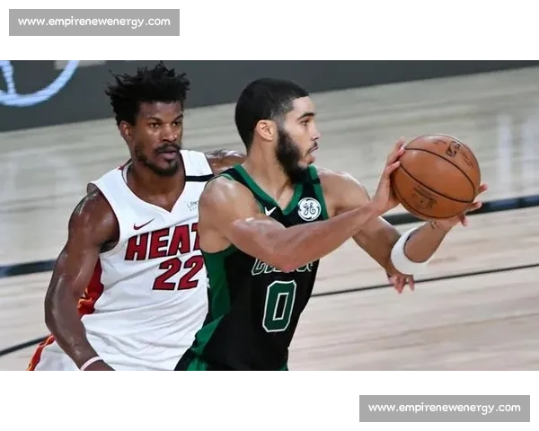 湖人对阵热火第四场全场回放中文解说经典对决解析季后赛巅峰时刻精彩看点